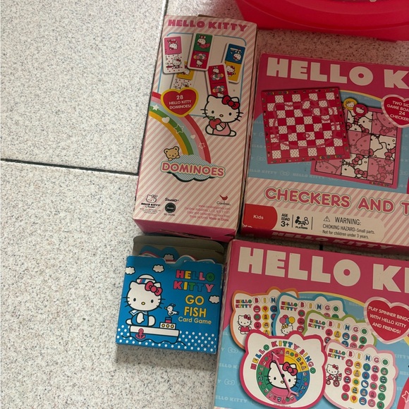 Hello Kitty Pink Game Collection bundle - Picture 6 of 8